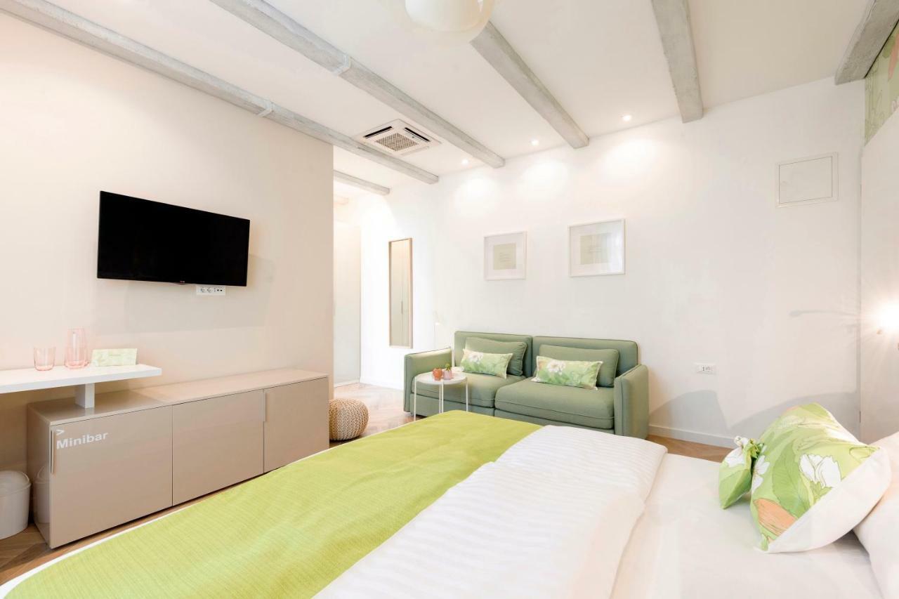 Mak Luxury Rooms Split Exterior photo